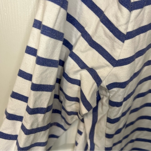 J. Jill White and Blue Boxy Blouse with Three-Quarter Sleeves - Picture 5 of 5